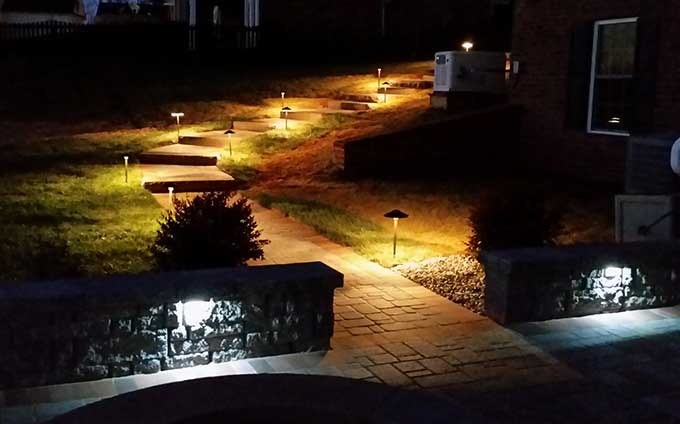 Low Voltage Outdoor Lighting - Landscaping Network